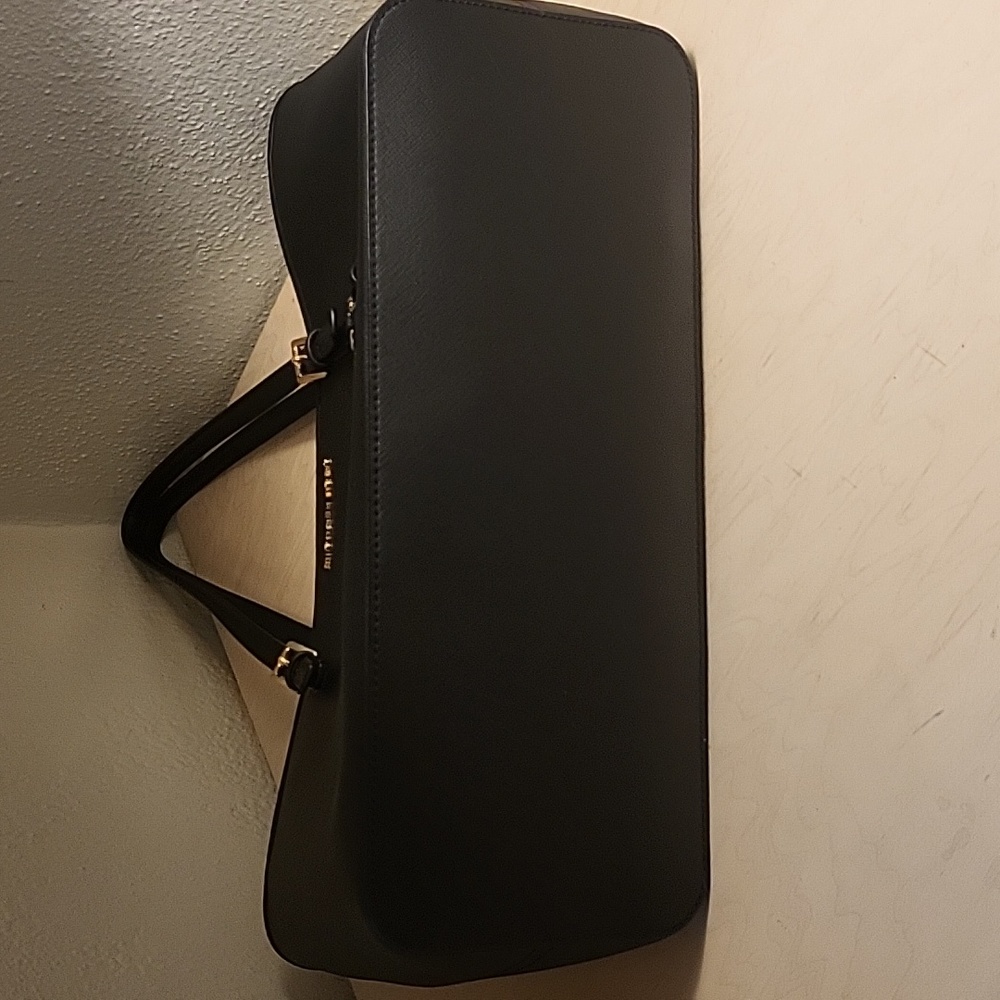 Black NWOT Michael Kors Tote - Picture 4 of 7